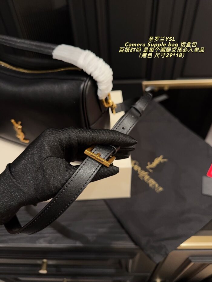 Yves Saint Laurent Camera Supple Bag Lunchbox Bag Versatile And Fashionable Lightweight Leather And Chain Combination Prevents Shoulder Strain - Image 7