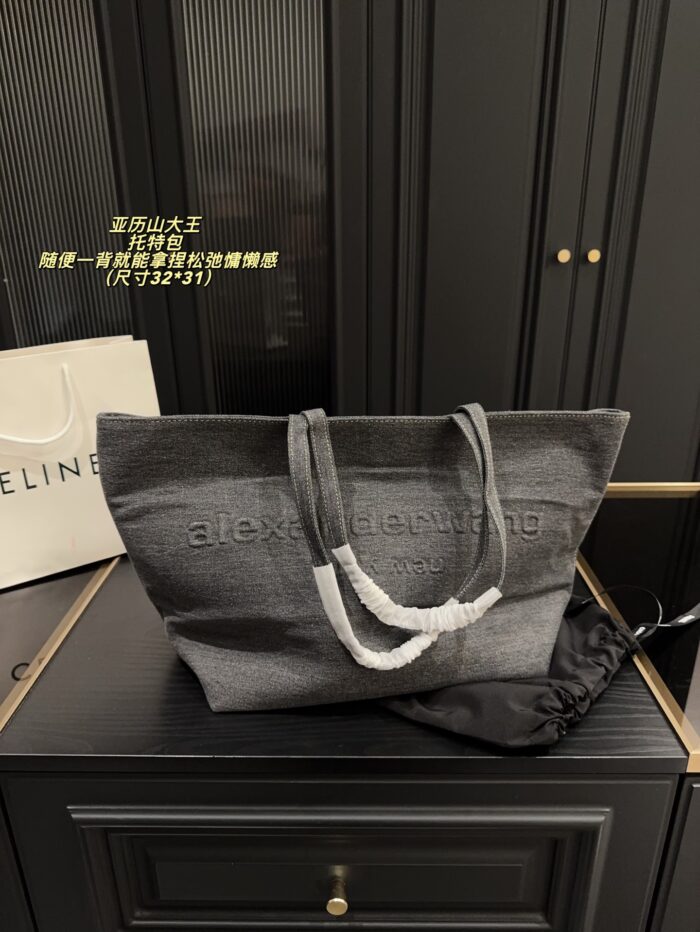 Alexanderwang Tote Bag Practical And Spacious Effortlessly Relaxed Long-Term Investment Recommended - Image 1
