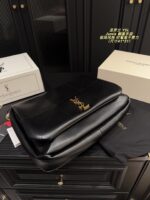 Yves Saint Laurent Jamie Flap Bag Minimalist Design Lightweight Leather-Chain Combination Doesn'T Dig Into Shoulders - Image 4