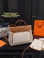 Hermès Herbag 31 2021 Autumn/Winter Limited Edition Biscuit-Coloured Abstract Pattern Commuter Tote/Shoulder Bag - Image 2