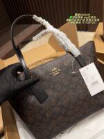 Coach Zip Tote Bag Adjustable Shoulder Strap For Crossbody Or Single-Shoulder Carry Minimalist, Versatile Commuter Bag - Image 6