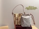 Gucci Spring/Summer 2025 Straw Logo Bucket Bag Compact For Holidays And Everyday Use - Image 9