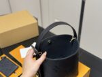 Louis Vuitton Vintage Bucket Bag Distinctive Design Lock-Shaped Decorative Detail - Image 4