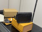 Louis Vuitton Baguette Bag With Detachable Straps - Vintage-Inspired And Versatile - Image 8