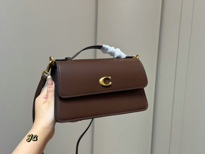 Coach Juno Crossbody Bag Triple-Function Structured Silhouette Generous Capacity Minimalist, Timeless Design - Image 9
