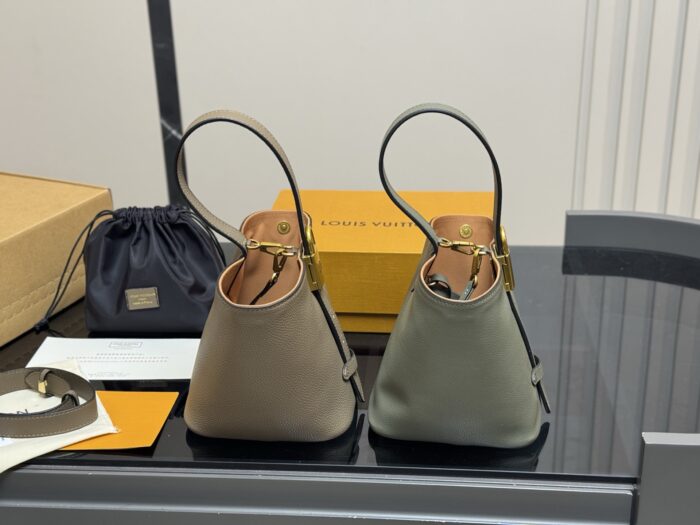 Louis Vuitton Vintage Bucket Bag With Lock Design – Distinctive And Unconventional - Image 6