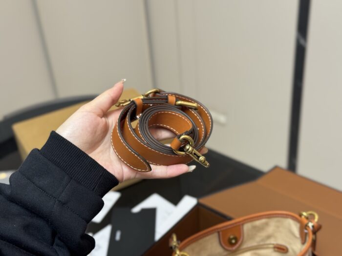 Coach Mini Carriage Bucket Bag Handheld, Single-Strap, Crossbody Adorable, Petite-Friendly Delight - Image 3