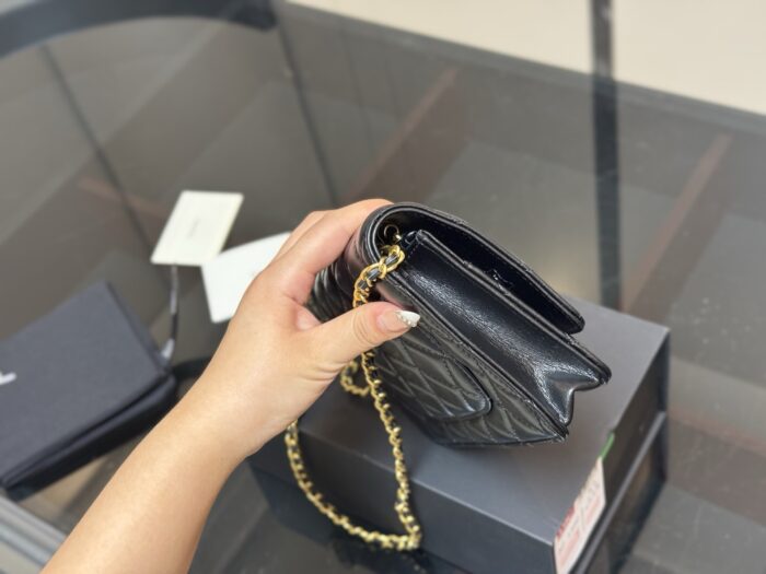 Chanel New Gold Ball Fortune Woc Diamond Quilted Chain Bag Multiple Card Slots & Hidden Pocket - Practical - Image 6