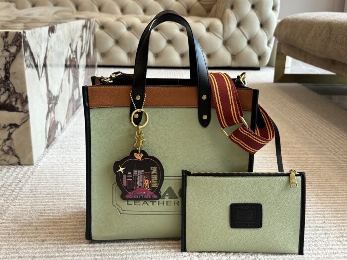 Coach Field Tote Adjustable Wide Shoulder Strap Handheld, Single-Shoulder, Crossbody Bag - Image 6