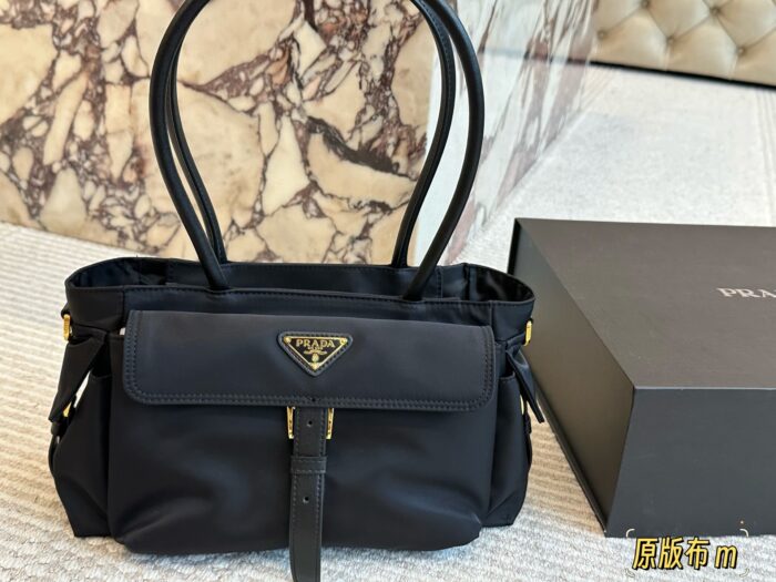 Prada Nylon Series Explore Messenger Bag: Functional Style With Multiple Carry Options - Image 6