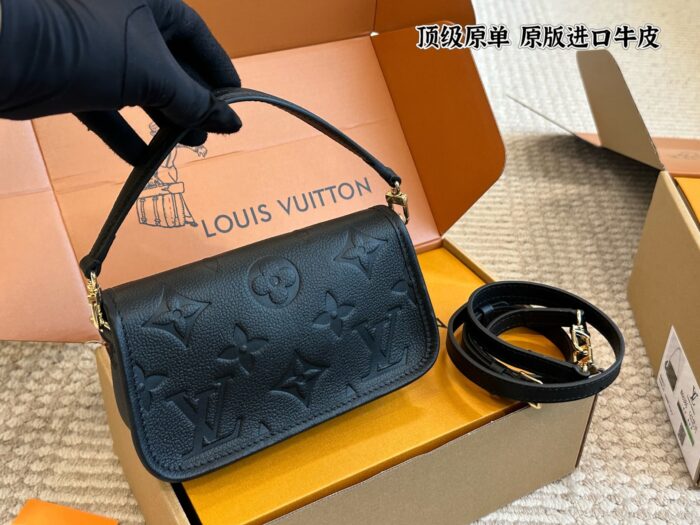 Louis Vuitton 2025 New Baguette Handbag Imported Cowhide Leather Seasonal Limited Edition - Image 6