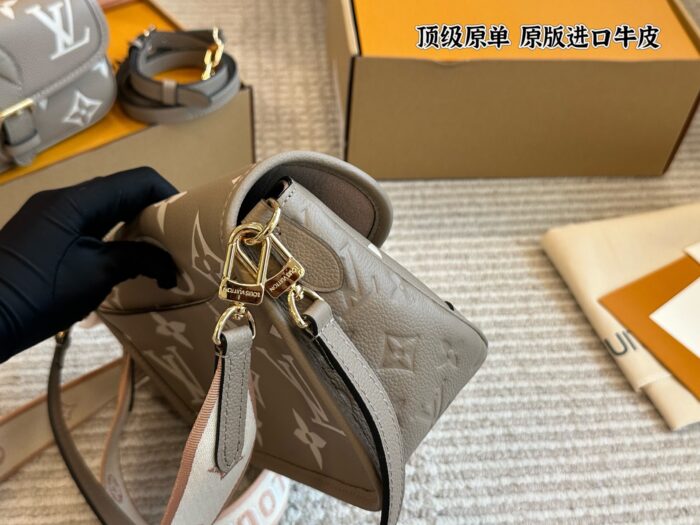 Louis Vuitton 2025 Women'S New Baguette Handbag Imported Cowhide Leather Early Spring Freshness Seasonal Limited Edition - Image 6