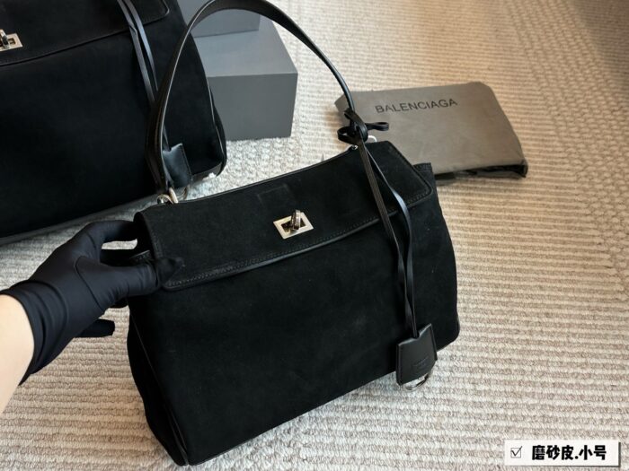 Balenciaga Rodeo New Oversized Soft Super Practical Relaxed-Look Large Bag - Image 2