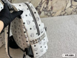 Mcm 2020 Classic Side-Opening Backpack (High-End Version, Boutique-Grade Materials, Original Ykk Pullers) - Image 7