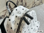 Mcm 2020 Classic Side-Opening Backpack (High-End Version, Boutique-Grade Materials, Original Ykk Pullers) - Image 8