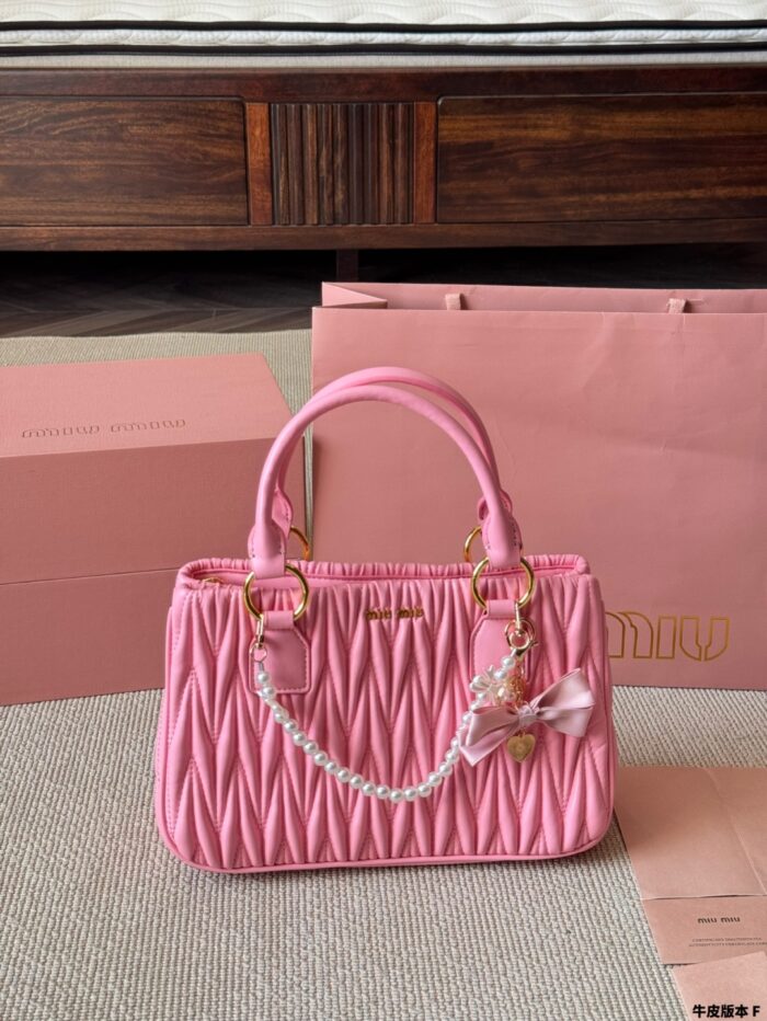 Miu Miu Pendant Pleated Bowling Bag Handheld Versatile, Stylish And Photogenic - Image 15