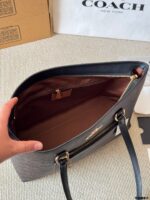 Coach Station Tote Bag Bucket-Shaped Multiple Colours Internal Organiser Compartments Versatile For Multiple Occasions - Image 9