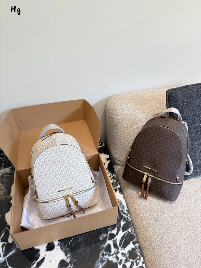 Michael Kors Rhea Zip Colour-Block Logo Print Women'S Backpack - Spacious And Practical - Image 1