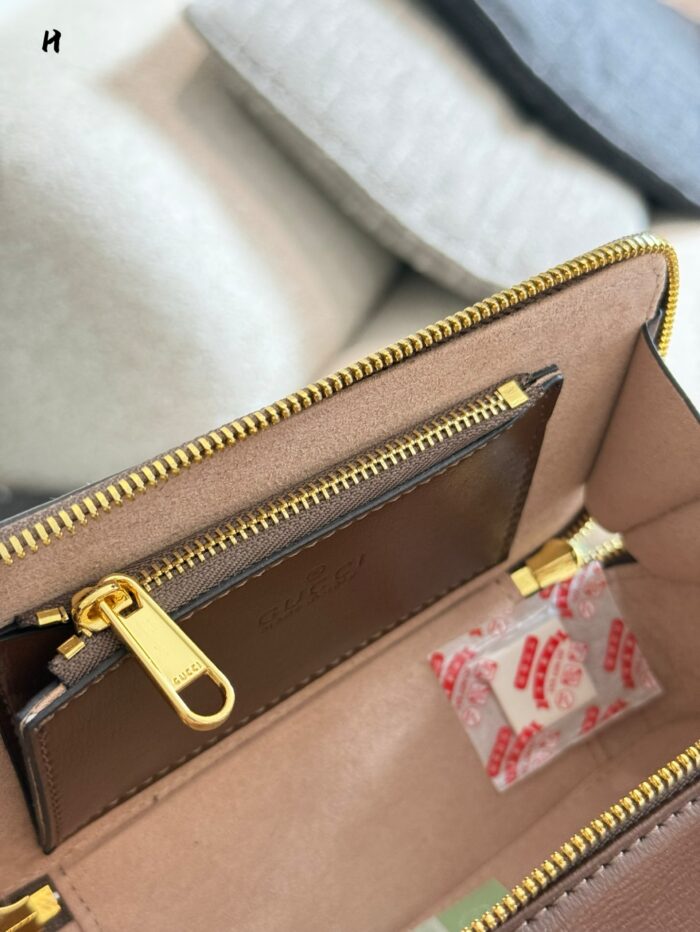 Gucci Gg Supreme Mini Box Bag Double G Monogram Canvas With Leather Trim Detachable Shoulder Strap Same Style As Xiao Zhan'S - Image 9