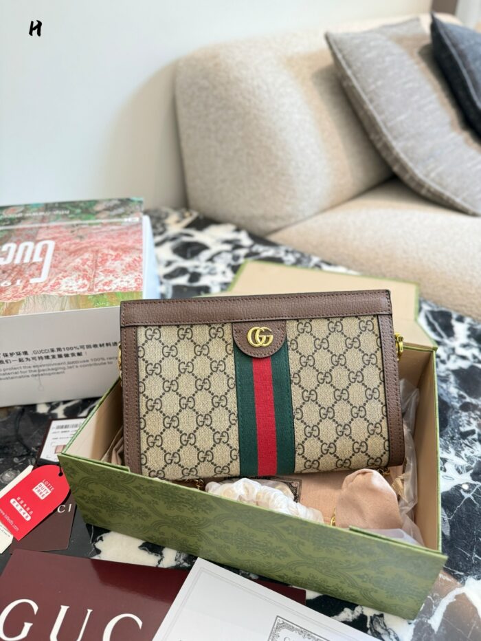 Gucci Horsebit Clip Bag Classic Gg Pattern Design - Image 2