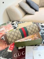 Gucci Horsebit Clip Bag Classic Gg Pattern Design - Image 6