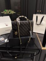 Chanel 25B Four-Leaf Clover Lambskin Backpack Stunningly Practical Versatile Style - Image 3