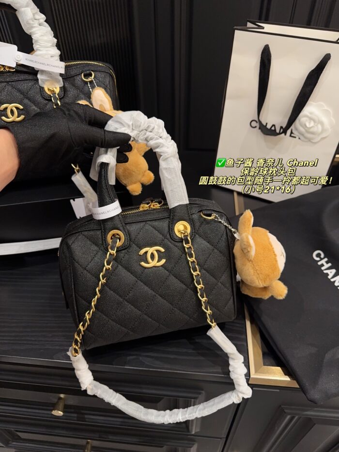 Chanel Bowling Bag: Caviar-Patterned, Puffed Silhouette, Detachable Chain Strap, Versatile Crossbody/Handheld, Generous Capacity - Image 12