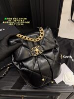 Chanel 24C 19 Series Black Backpack - Lambskin Diamond Quilting, Chain Straps, Generous Capacity - Image 3