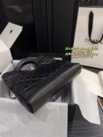 Chanel 31 Bag Handbag Classic Vintage Black And Gold Colourway Can Be Carried By Hand Or Worn Crossbody - Image 6
