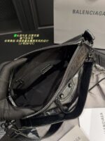 Balenciaga Underarm Motorcycle Bag Heavy Metal Punk Style Full Grain Leather Adjustable Shoulder Strap Suitable For Daily Use - Image 7