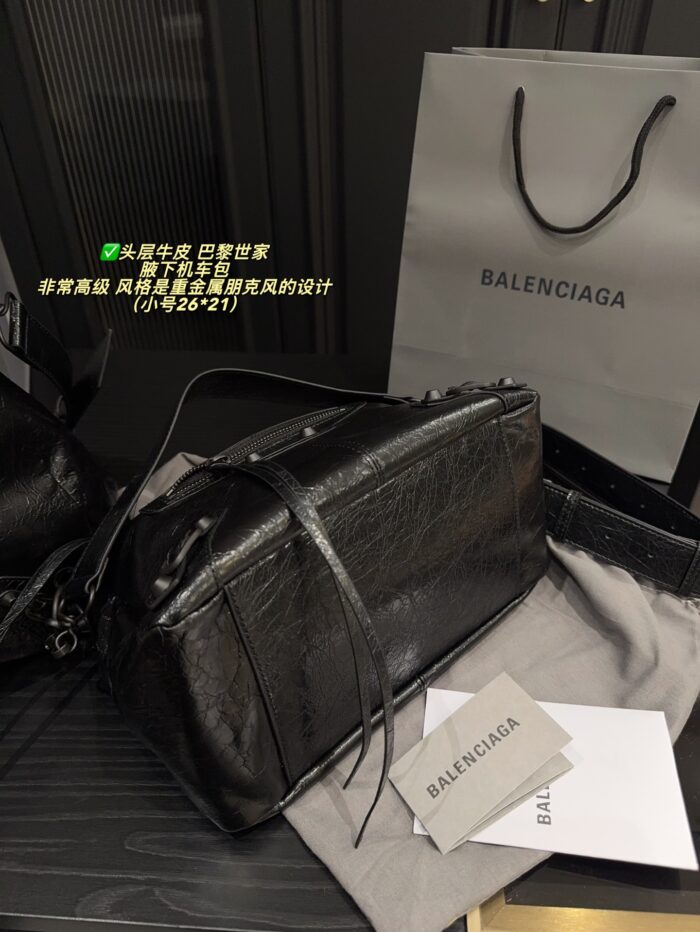 Balenciaga Underarm Motorcycle Bag Heavy Metal Punk Style Full Grain Leather Adjustable Shoulder Strap Suitable For Daily Use - Image 8