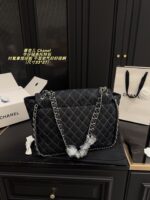 Chanel Denim Chain Tote Bag Stylish, Versatile, And Exuding Elegance - Image 3