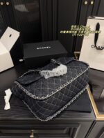Chanel Denim Chain Tote Bag Stylish, Versatile, And Exuding Elegance - Image 5