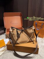 Louis Vuitton Carryall Suede Dynamic Chip Small Size, Full Packaging - Image 11