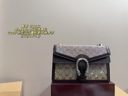 Gucci Dionysus Crystal-Studded Dionysus Bag Classic Monogram Pattern Multiple Carrying Options Versatile And Exquisite
