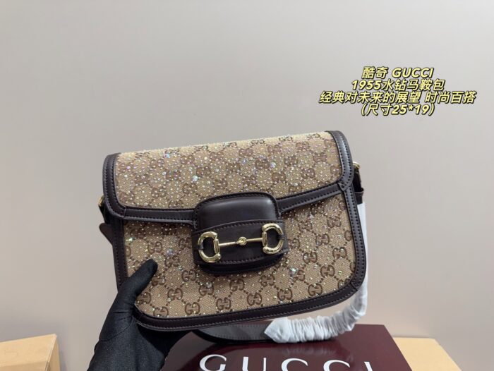 Gucci 1955 Crystal-Studded Saddle Bag Timeless Versatility Stylish And Edgy When Worn - Image 2