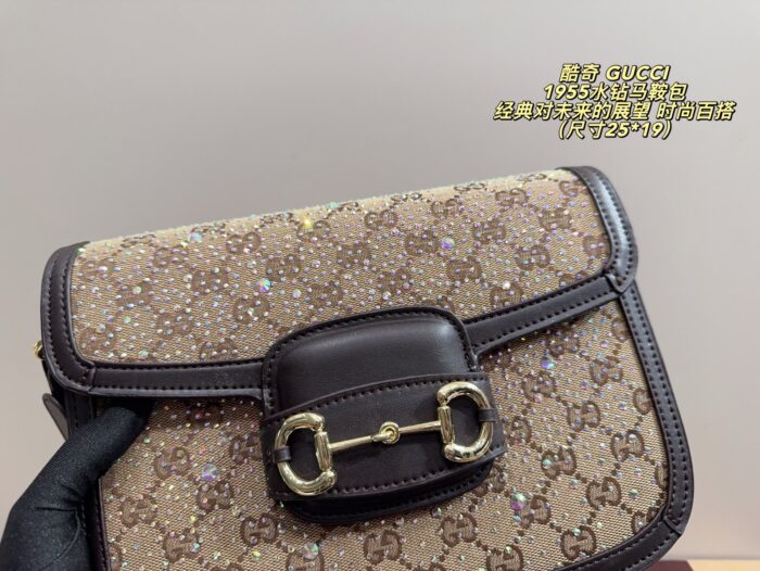 Gucci 1955 Crystal-Studded Saddle Bag Timeless Versatility Stylish And Edgy When Worn - Image 8