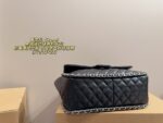 Chanel Black Silver-Trimmed Chain Airport Bag Elegant And Versatile - Image 5