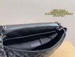 Chanel Black Silver-Trimmed Chain Airport Bag Elegant And Versatile - Image 9