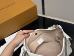 Louis Vuitton Carryall Bow-Tie Shoulder Bag With Coin Purse, Single-Shoulder Crossbody - Image 4
