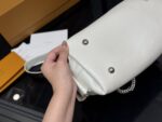Louis Vuitton Carryall Bow-Tie Shoulder Bag With Coin Purse, Single-Shoulder Crossbody - Image 9