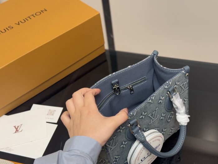 Louis Vuitton Onthego Denim Tote - Image 4