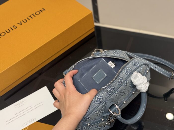 Louis Vuitton Keepall Denim Blue Pillow Bag With Riveted Bow Design - Image 4