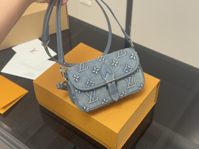 Louis Vuitton Diane Bag - Nano Size - Image 5