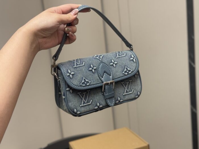 Louis Vuitton Diane Bag - Nano Size - Image 9