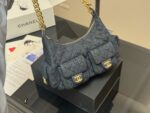 Chanel Hobo New Style Bag Exquisite Craftsmanship Contemporary Fashion Trends - Image 2