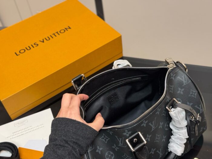 Louis Vuitton Keepall New Pillow Bag Genuine Leather Unisex Style - Image 4