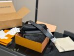 Louis Vuitton Men'S Bag Full-Grain Leather Multiple Carrying Options Understated Colour Scheme Exceptionally Practical - Image 2