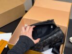 Louis Vuitton Slock Collection New Men'S Messenger Bag - Image 4