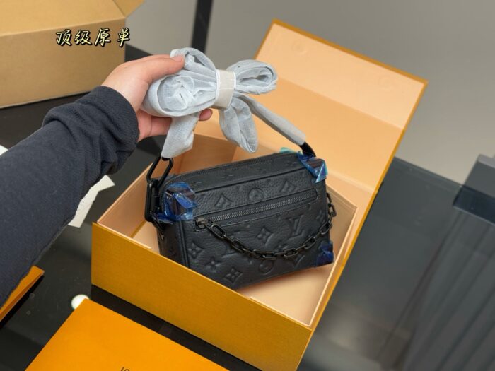 Louis Vuitton Mini Soft Trunk Box Bag Adorable Square Box Details Are Absolutely Spot On - Image 2